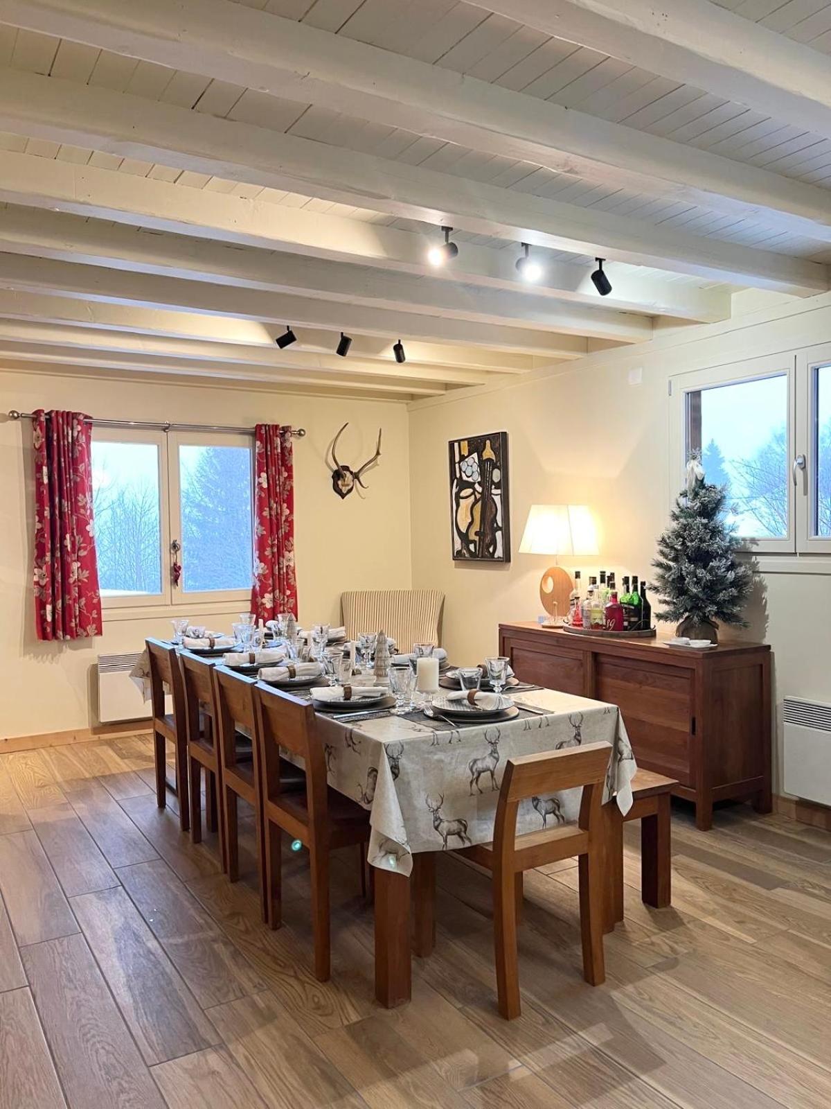 Chalet Le Renard Du Lac เลส์เฌต์ ภายนอก รูปภาพ